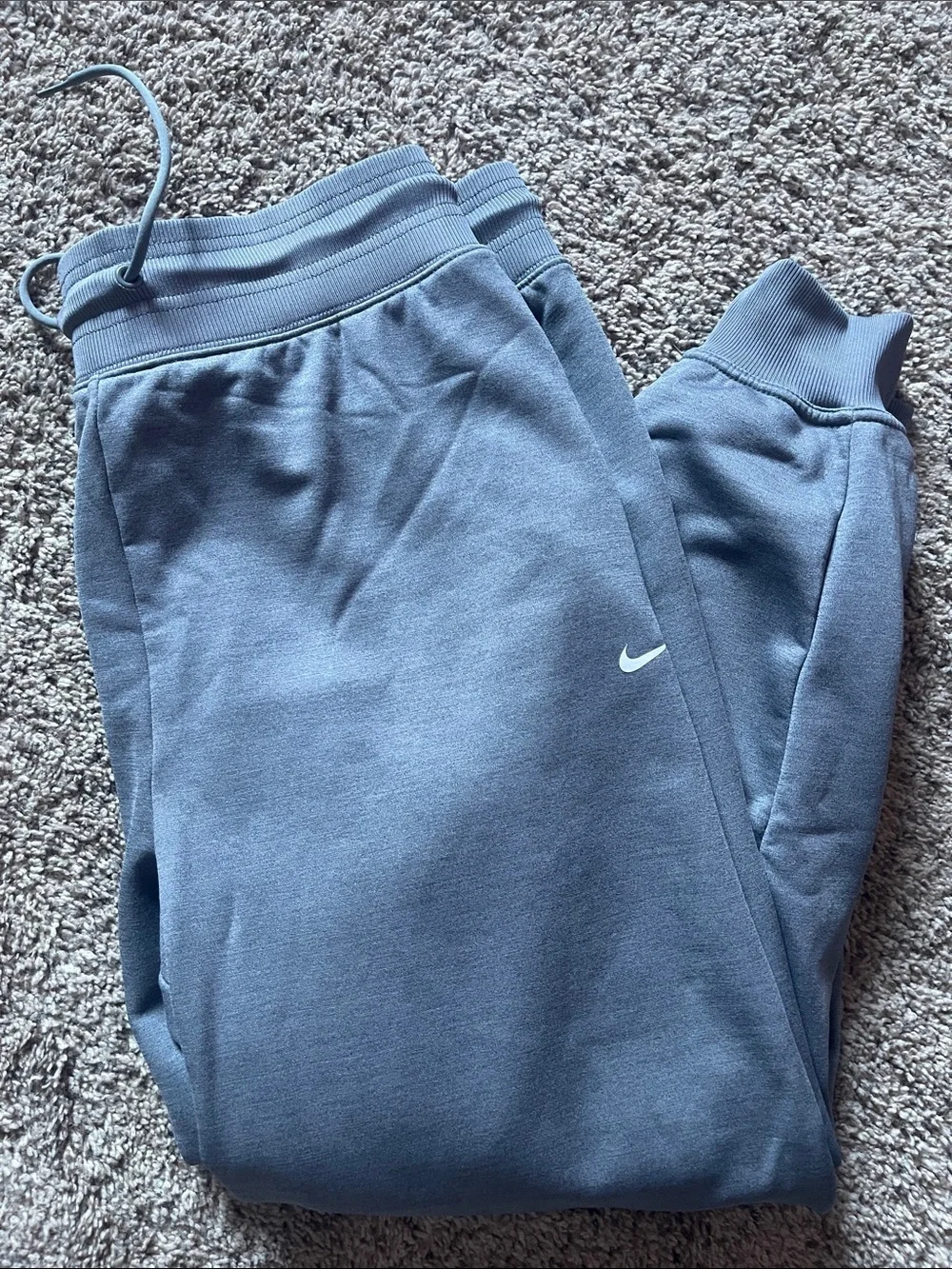 Nike Gray Hooded Fleece Lined Sweatshirt and Jogger set